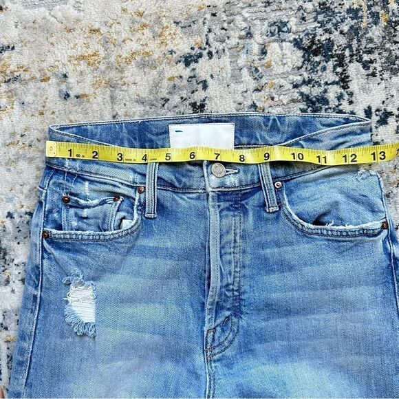 MOTHER SUPERIOR The Tomcat in Confession - Picture 12 of 16